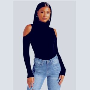 🧿 “The Cold Shoulder Turtleneck.” 🧿